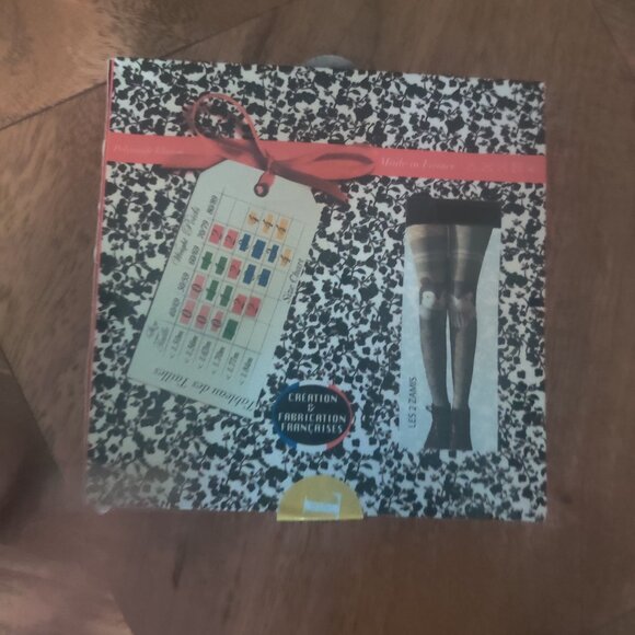 Marie Antoilette tights plus size New - Picture 2 of 3